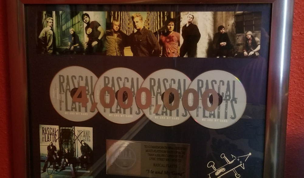 Certified Autographed Rascal Flatts Album - Picture 3 of 5